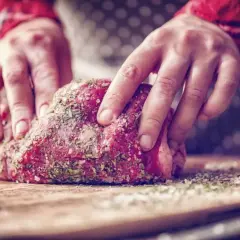 Jakie przyprawy do dziczyzny, by wydobyć wyjątkowy smak mięsa?