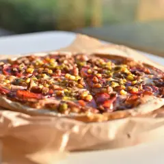 Czy pizza to fast food? Odkryj, co ją definiuje jako fast food