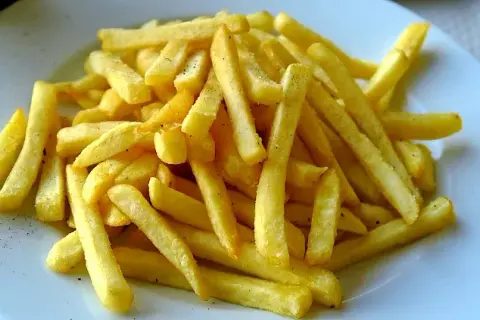 Czy frytki mają gluten? Sprawdź, zanim je zjesz!
