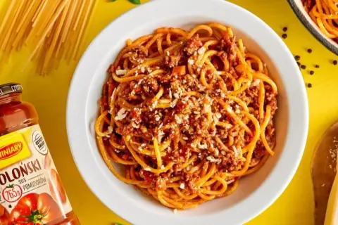 Pyszny sos do spaghetti przepis, który zachwyci Twoich gości