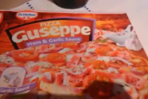 Jak zrobić pizzę guseppe – prosty przepis na idealne ciasto i dodatki
