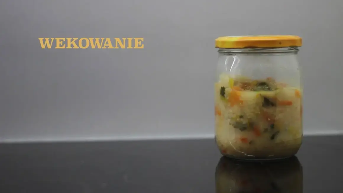 Jak wekować zupy: proste sposoby na długotrwałe przechowywanie