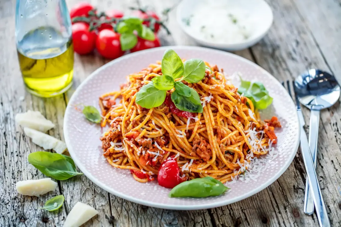 Jak przygotować idealny makaron spaghetti bolognese w prosty sposób