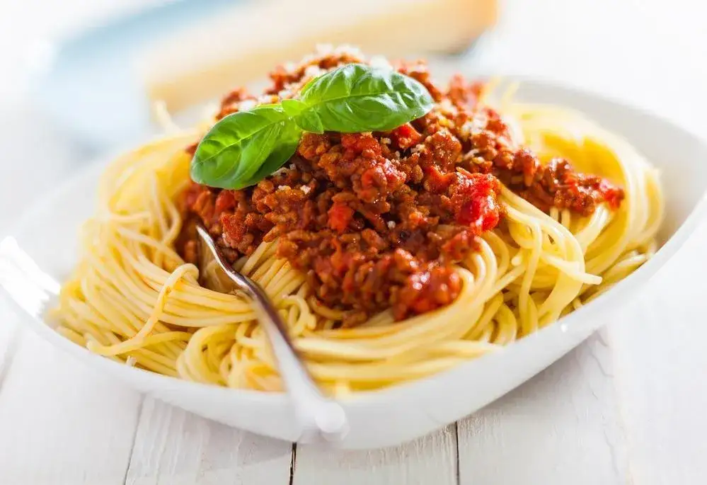 Zdjęcie Spaghetti po polsku: Odkryj smaki, które zaskoczą Twoje podniebienie